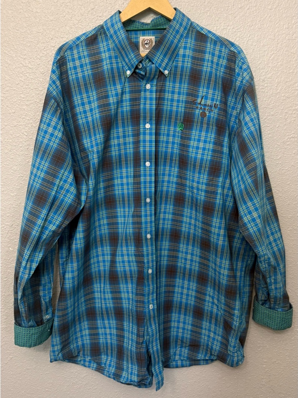 Cinch Plaid Long Sleeve Shirt with C Lazy U Ranch Embroidery size XL